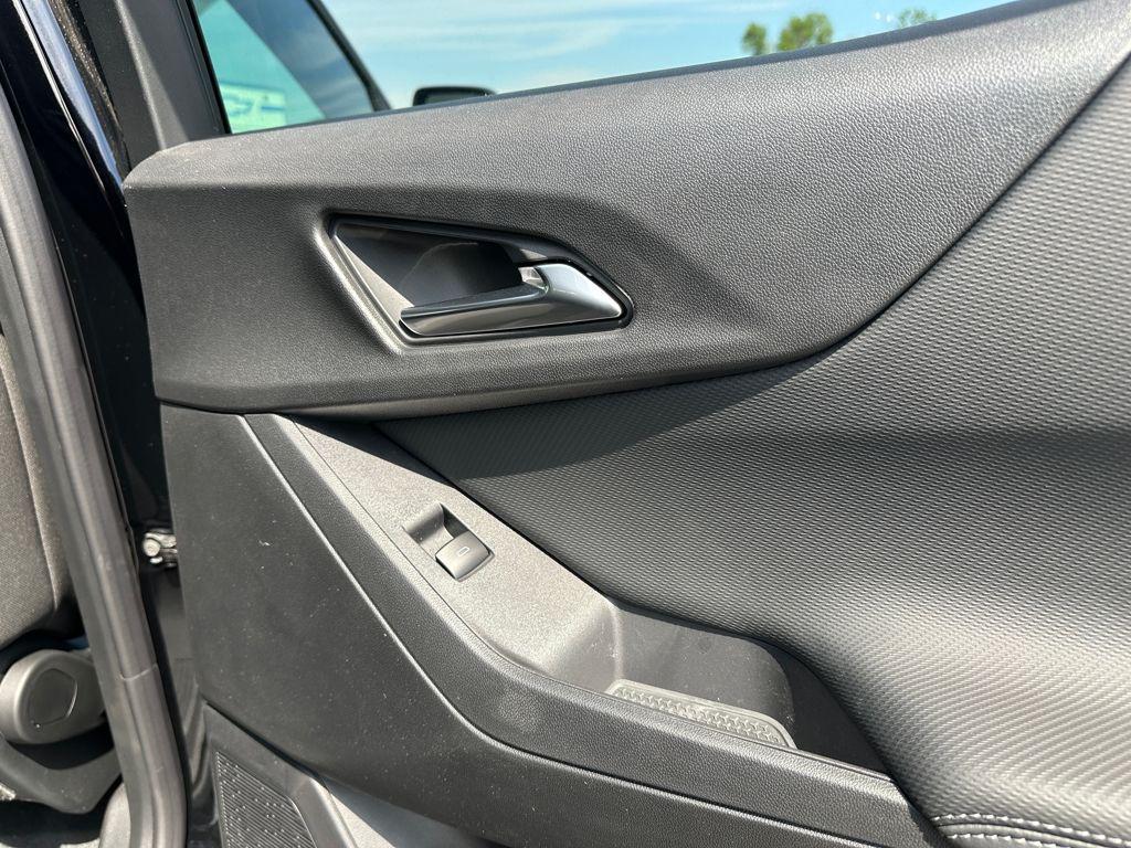 new 2026 Chevrolet Equinox car, priced at $34,504