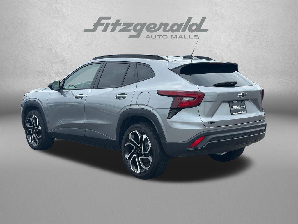 used 2025 Chevrolet Trax car, priced at $24,276