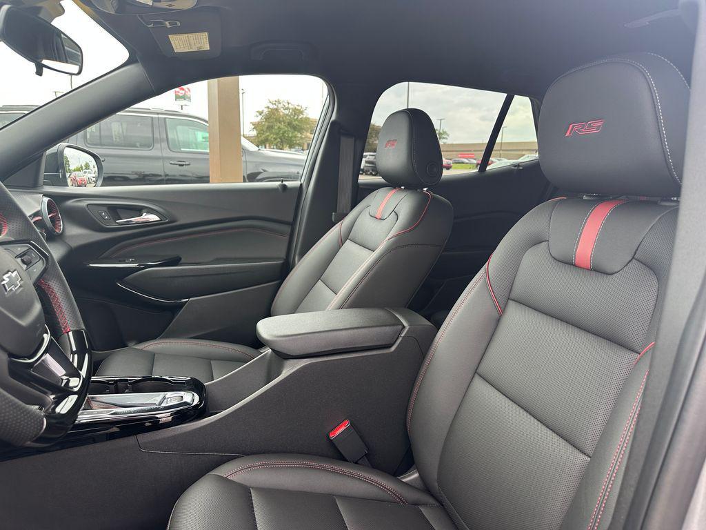 used 2025 Chevrolet Trax car, priced at $24,276