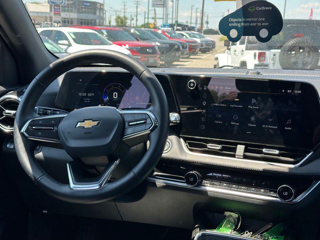 used 2026 Chevrolet Equinox car, priced at $30,776