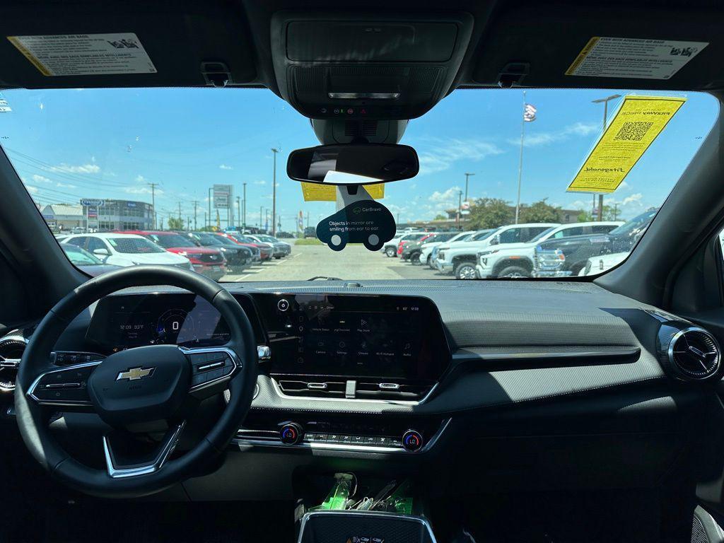 used 2026 Chevrolet Equinox car, priced at $30,776