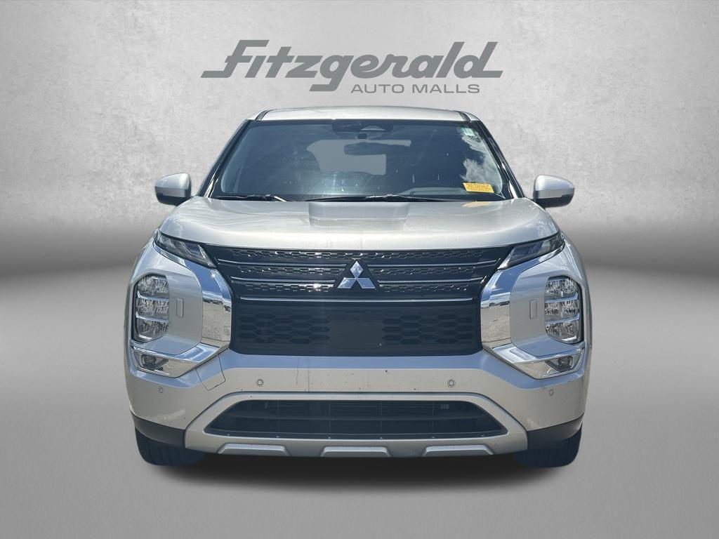 used 2024 Mitsubishi Outlander car, priced at $24,276