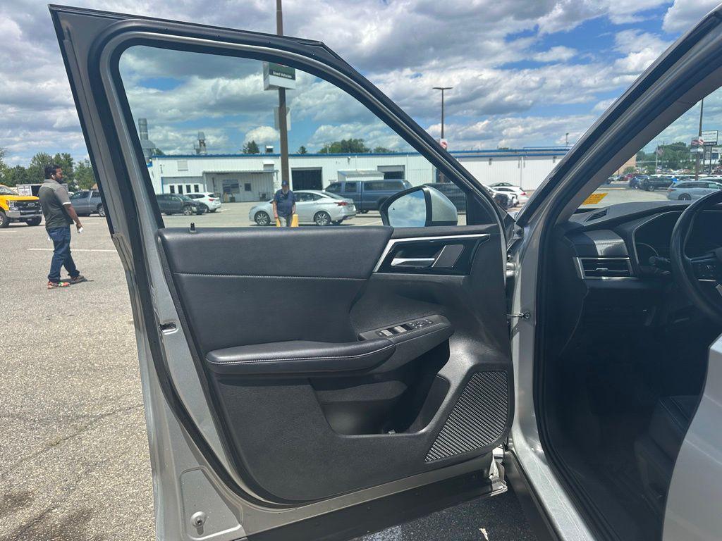 used 2024 Mitsubishi Outlander car, priced at $24,276