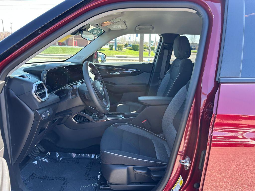 used 2025 Chevrolet TrailBlazer car, priced at $24,776