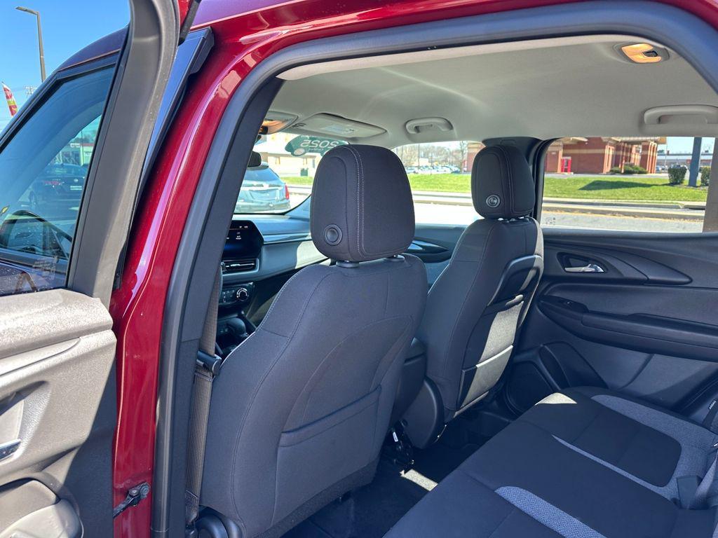 used 2025 Chevrolet TrailBlazer car, priced at $24,776