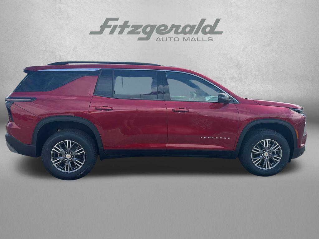 new 2026 Chevrolet Traverse car, priced at $45,198