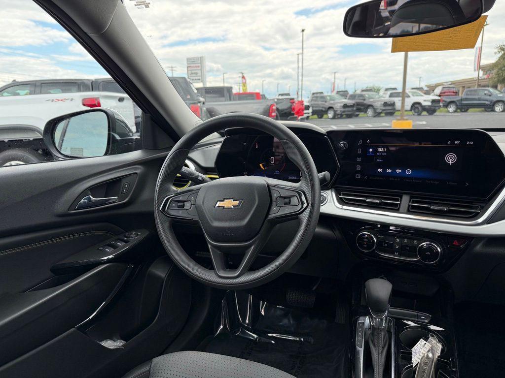 used 2025 Chevrolet Trax car, priced at $21,476
