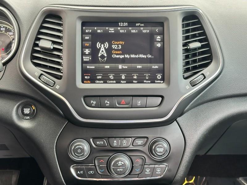 used 2023 Jeep Cherokee car, priced at $26,788