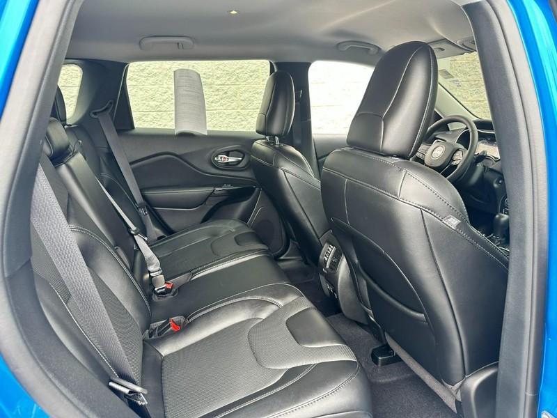 used 2023 Jeep Cherokee car, priced at $26,788