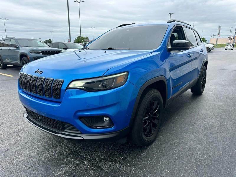 used 2023 Jeep Cherokee car, priced at $26,788