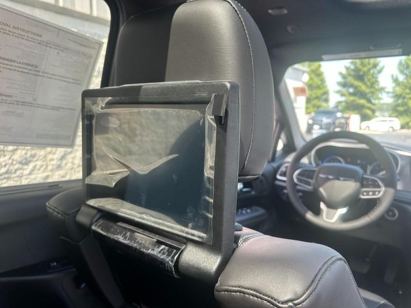 new 2026 Chrysler Pacifica car, priced at $42,200