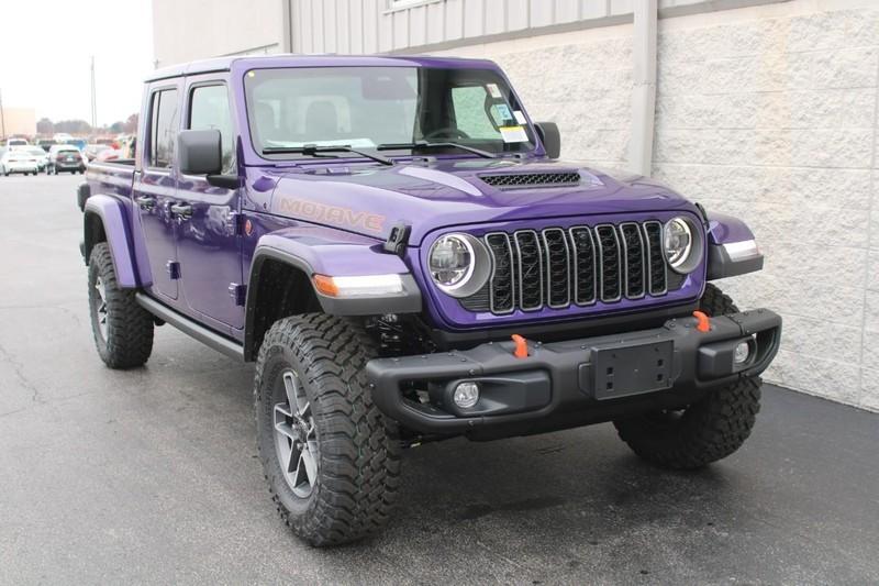 new 2026 Jeep Gladiator car, priced at $49,355