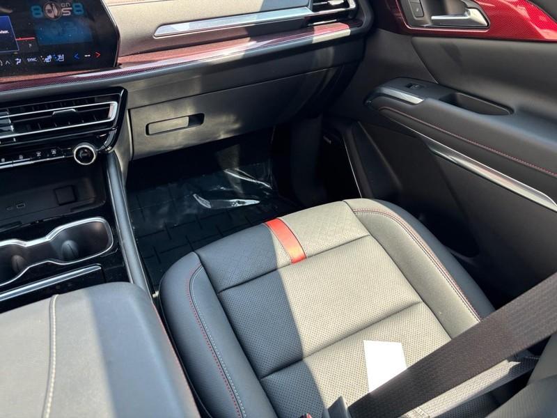 used 2024 Chevrolet Traverse car, priced at $50,000