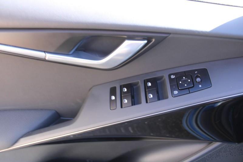 used 2024 Kia Niro car, priced at $19,999