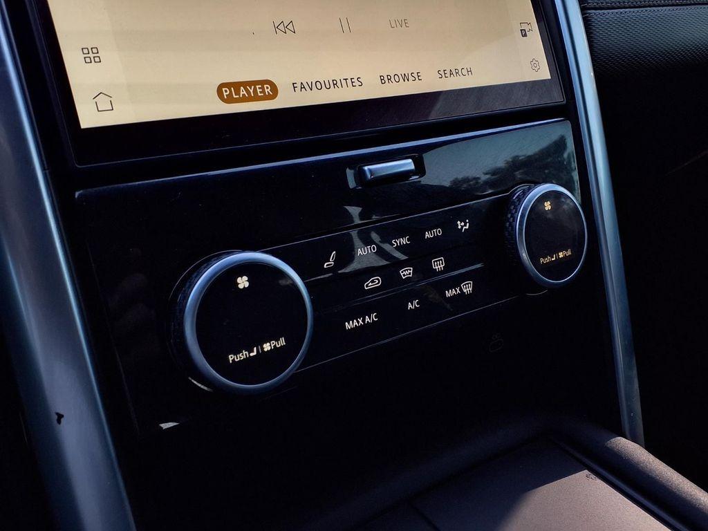 used 2022 Land Rover Discovery car, priced at $25,084