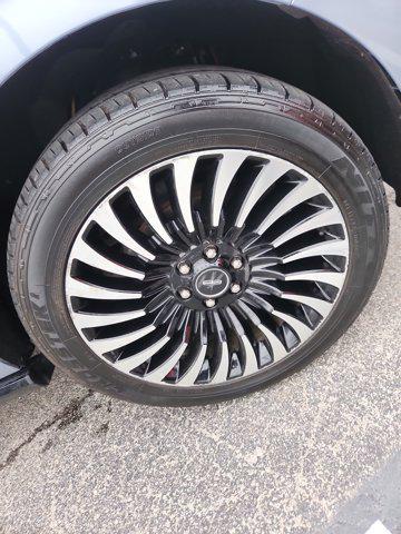 used 2021 Lincoln Navigator car, priced at $40,272