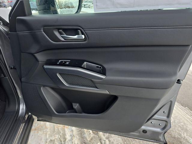 new 2026 Nissan Pathfinder car, priced at $46,567