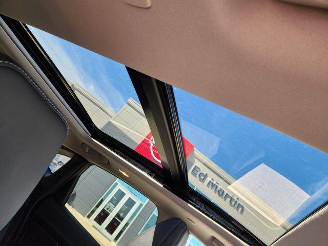 new 2025 Nissan Murano car, priced at $38,322