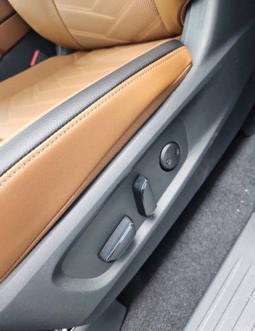 new 2025 Nissan Pathfinder car, priced at $45,467