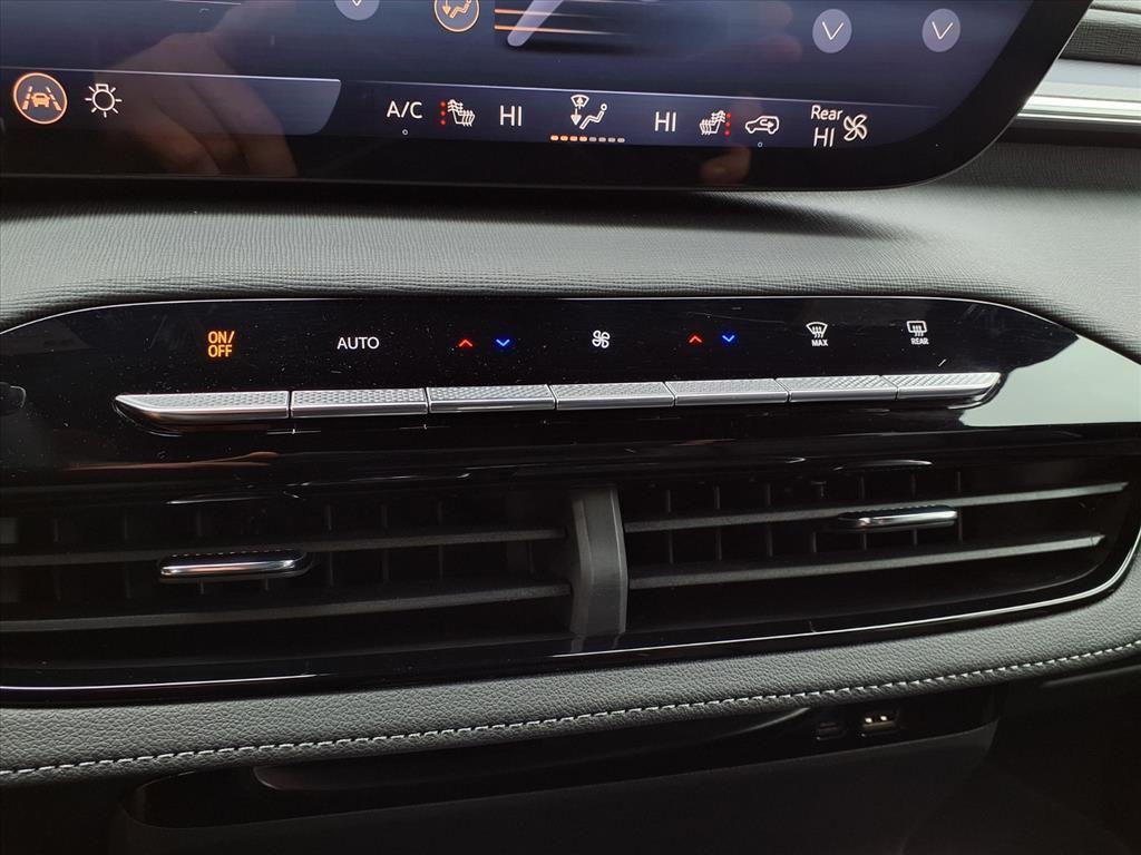 used 2025 Buick Enclave car, priced at $40,371