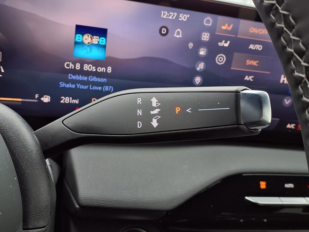 used 2025 Buick Enclave car, priced at $40,371