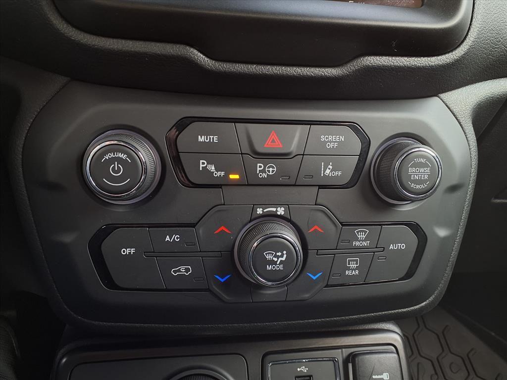 used 2021 Jeep Renegade car, priced at $17,682