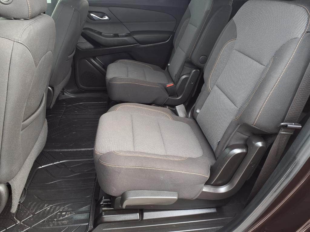 used 2021 Chevrolet Traverse car, priced at $19,488