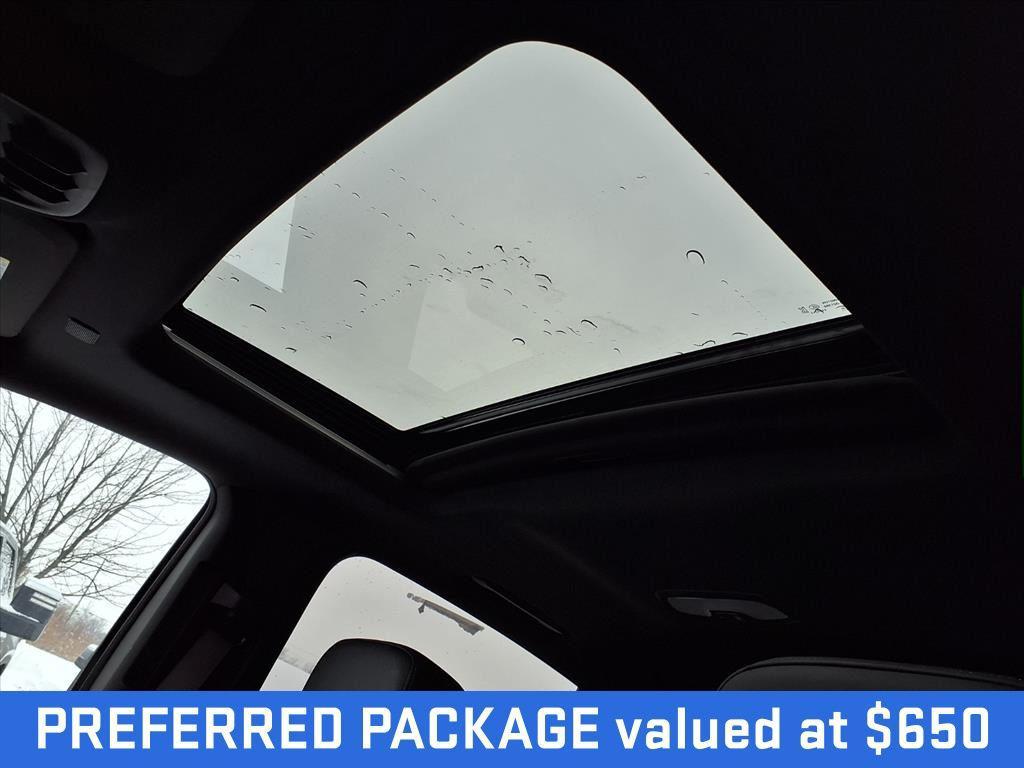 used 2025 GMC Canyon car, priced at $38,980