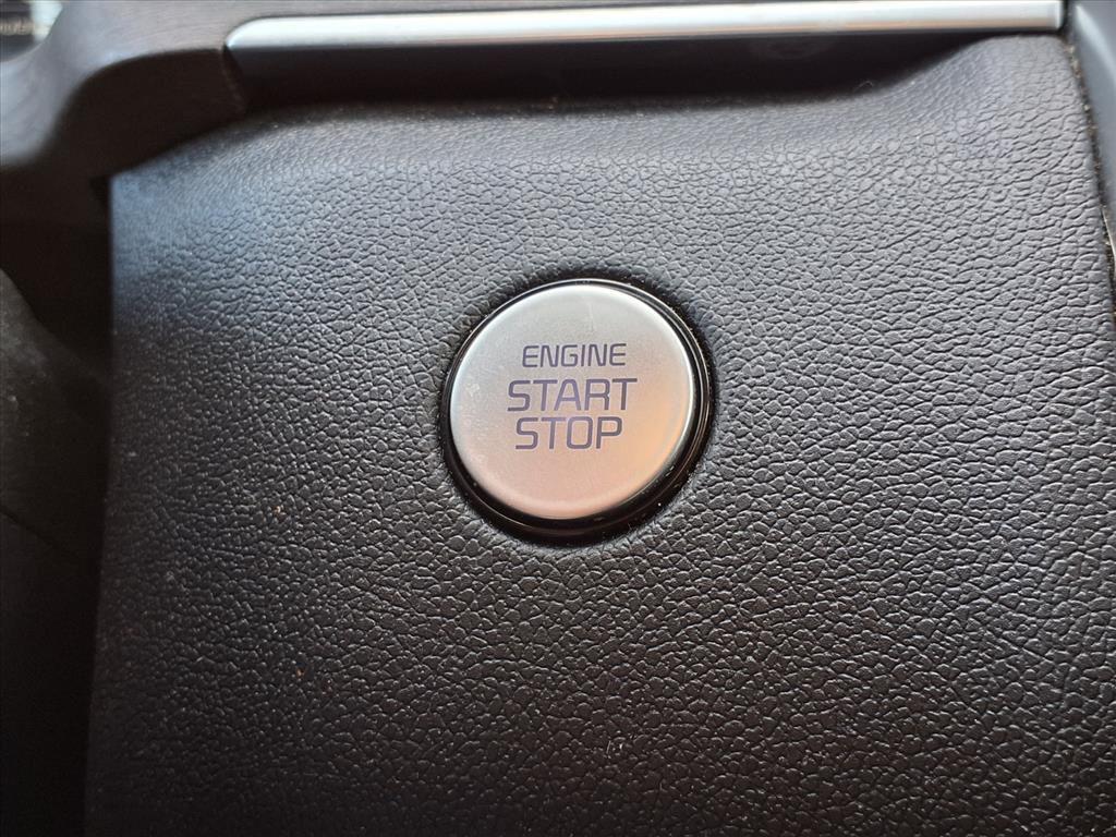 used 2022 Kia Sorento car, priced at $24,467