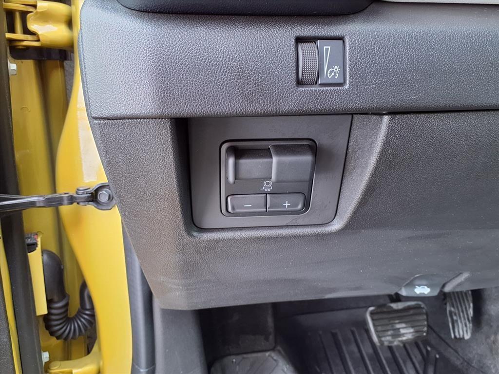 used 2023 GMC Canyon car, priced at $43,898