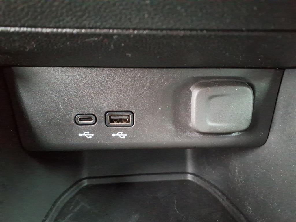 used 2024 Buick Envista car, priced at $21,263