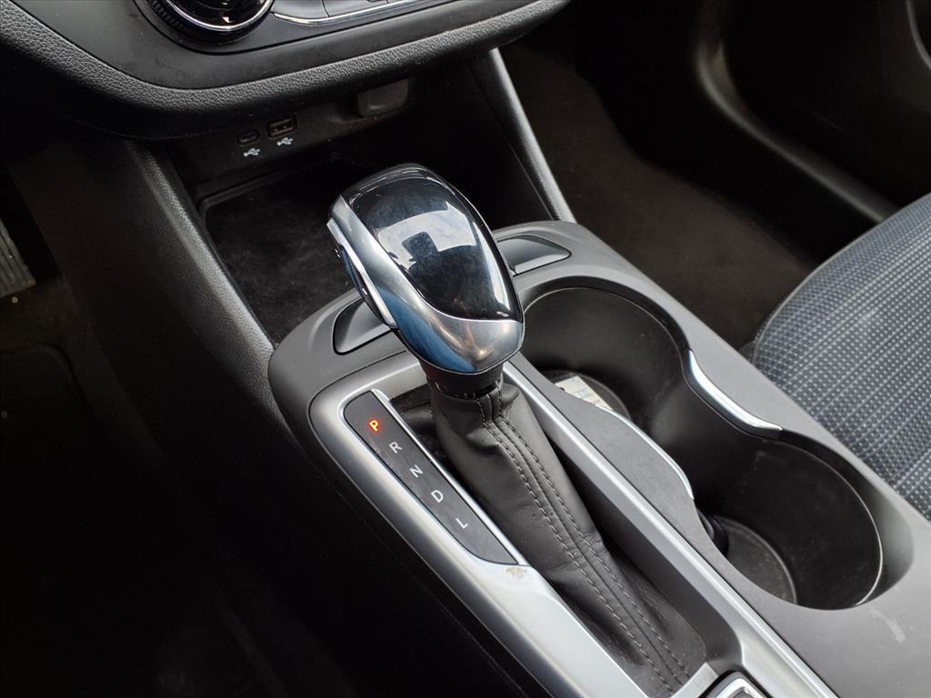 used 2024 Buick Envista car, priced at $20,884