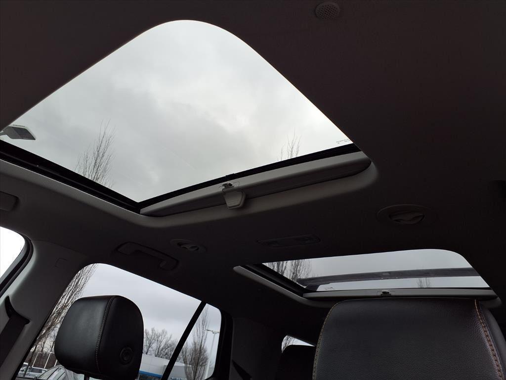 used 2018 Chevrolet Traverse car, priced at $19,120