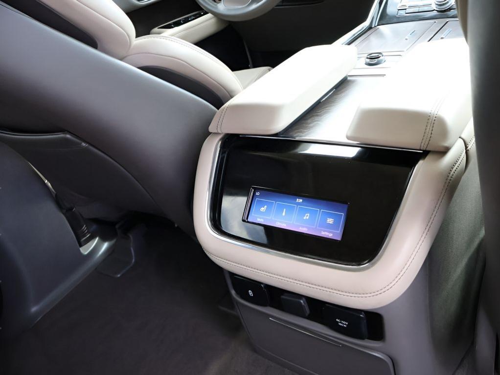 used 2024 Lincoln Navigator car, priced at $66,977