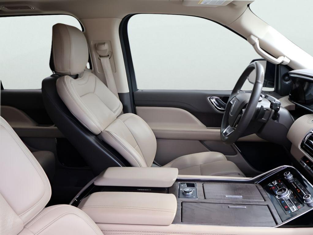 used 2024 Lincoln Navigator car, priced at $66,977