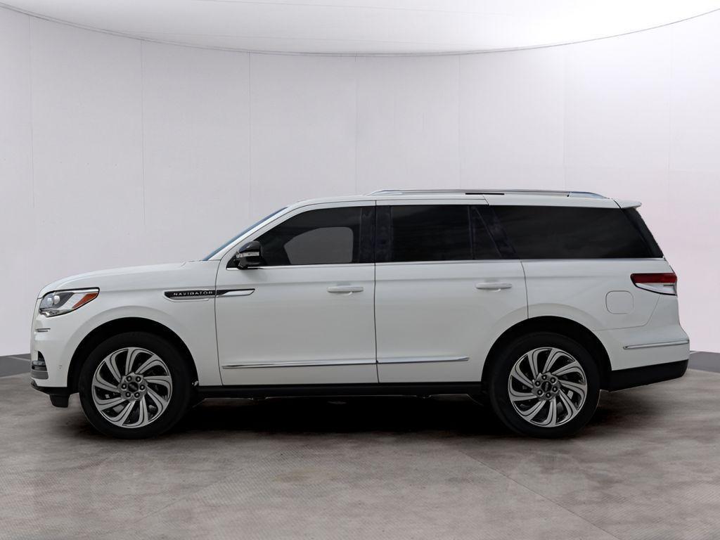 used 2024 Lincoln Navigator car, priced at $66,977