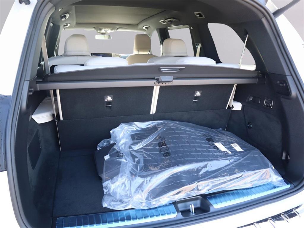 new 2026 Mercedes-Benz GLS 450 car, priced at $107,915