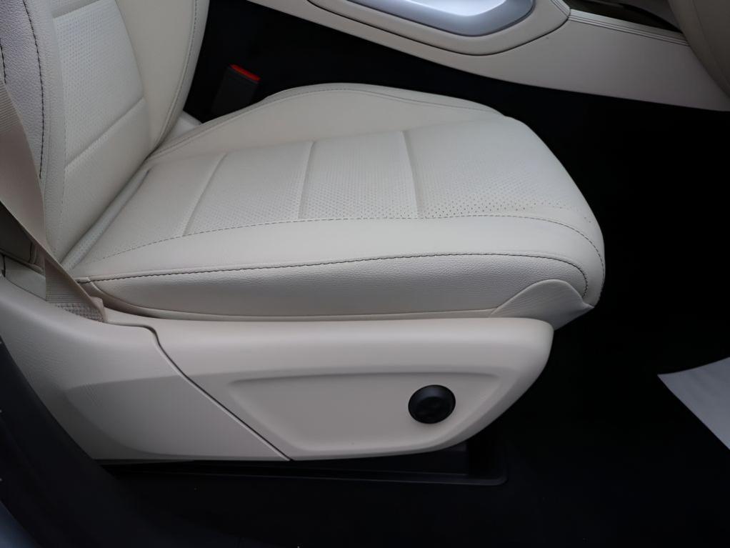 new 2026 Mercedes-Benz GLE 350 car, priced at $77,645