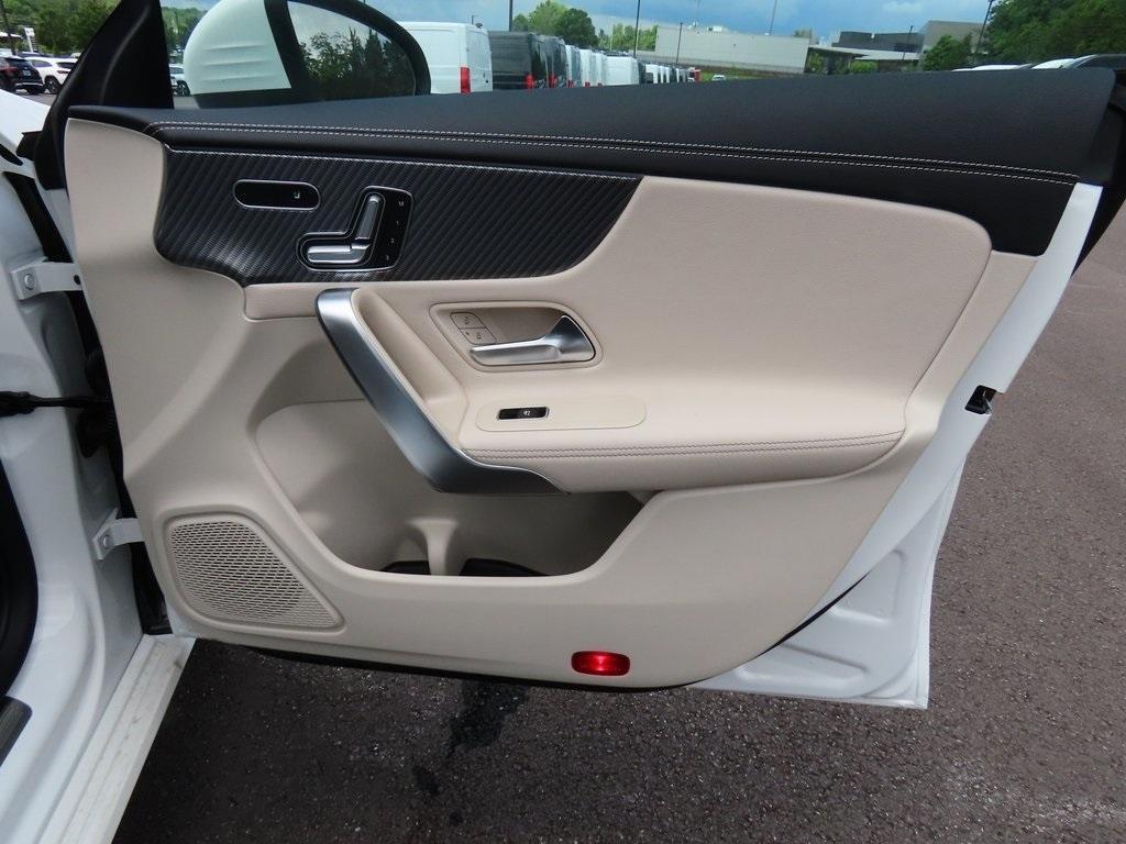 new 2025 Mercedes-Benz CLA 250 car, priced at $48,695