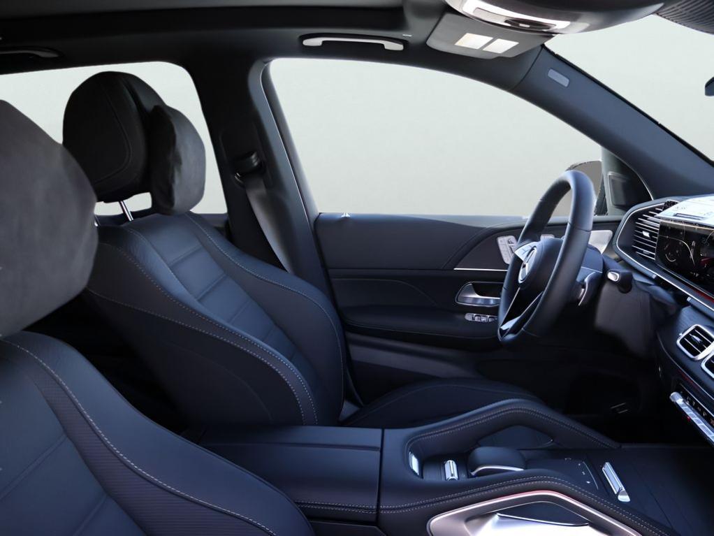 new 2026 Mercedes-Benz GLE 580 car, priced at $103,515