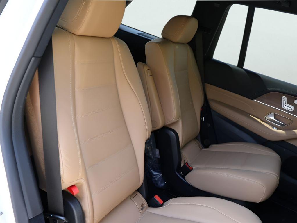 new 2026 Mercedes-Benz GLS 450 car, priced at $104,720
