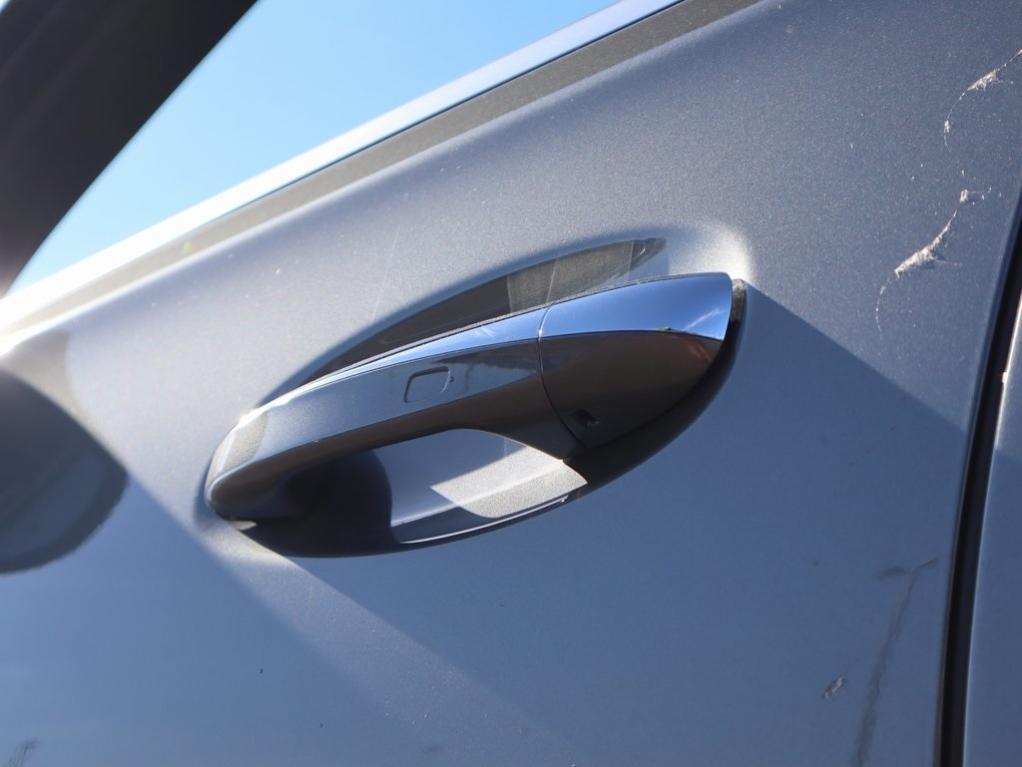 new 2026 Mercedes-Benz GLE 350 car, priced at $71,165