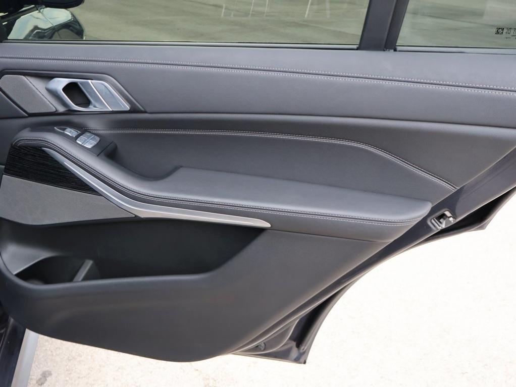 used 2022 BMW X7 car, priced at $53,777