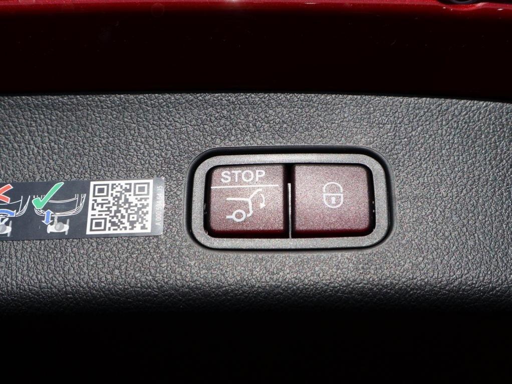 new 2026 Mercedes-Benz GLC 300 car, priced at $64,115