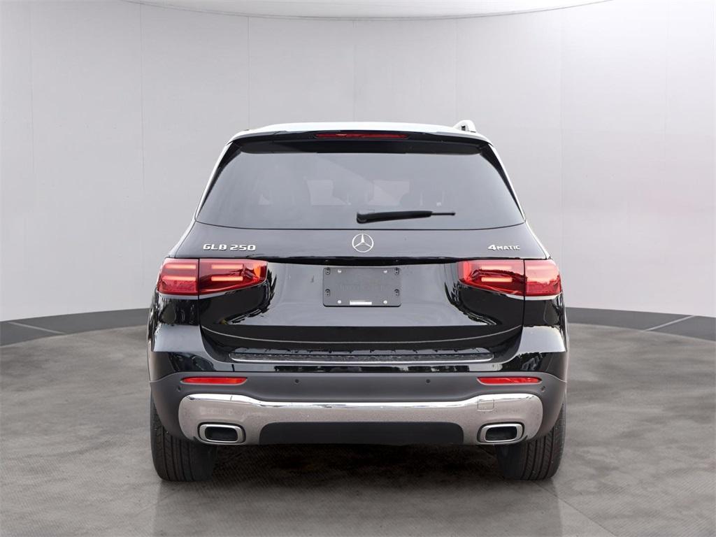 new 2025 Mercedes-Benz GLB 250 car, priced at $49,595