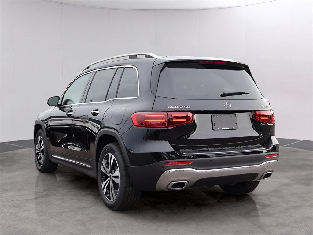 new 2025 Mercedes-Benz GLB 250 car, priced at $49,595
