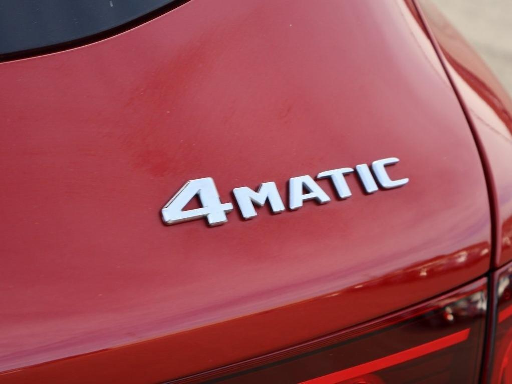 used 2020 Mercedes-Benz GLC 300 car, priced at $30,392