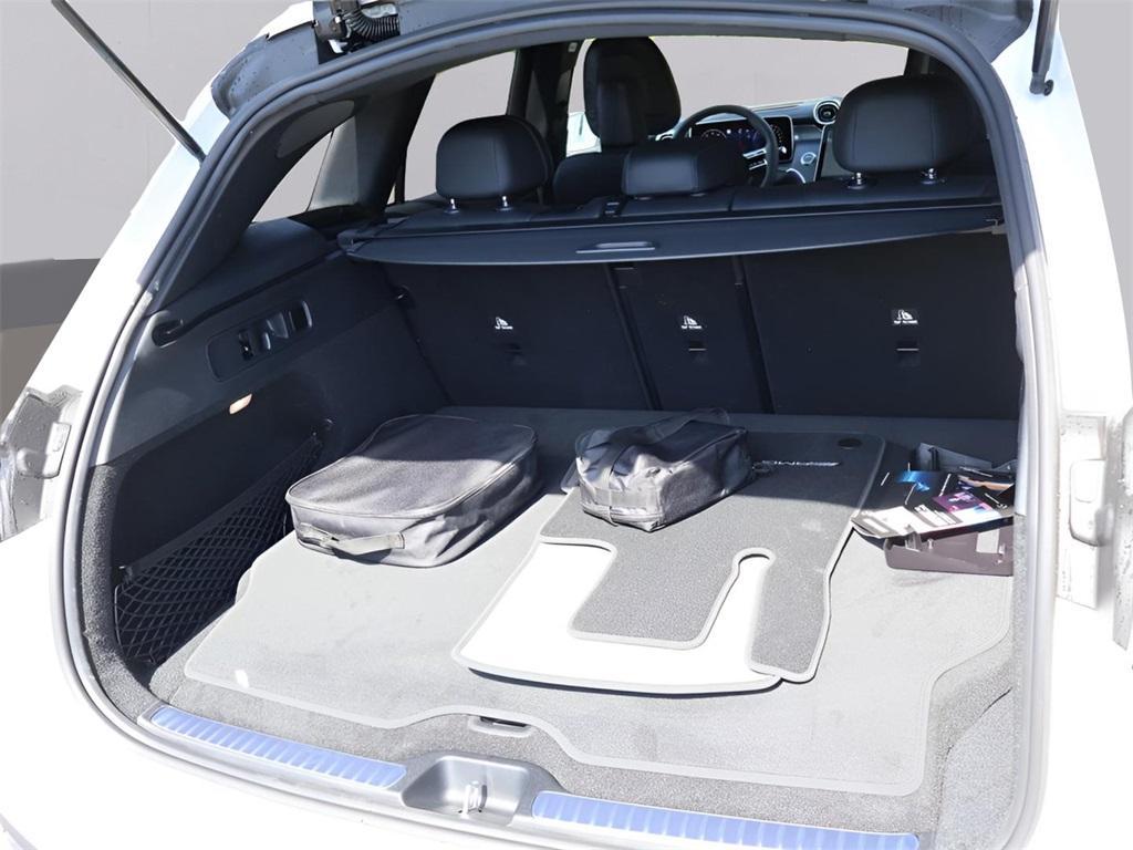 new 2025 Mercedes-Benz GLC 350e car, priced at $75,350