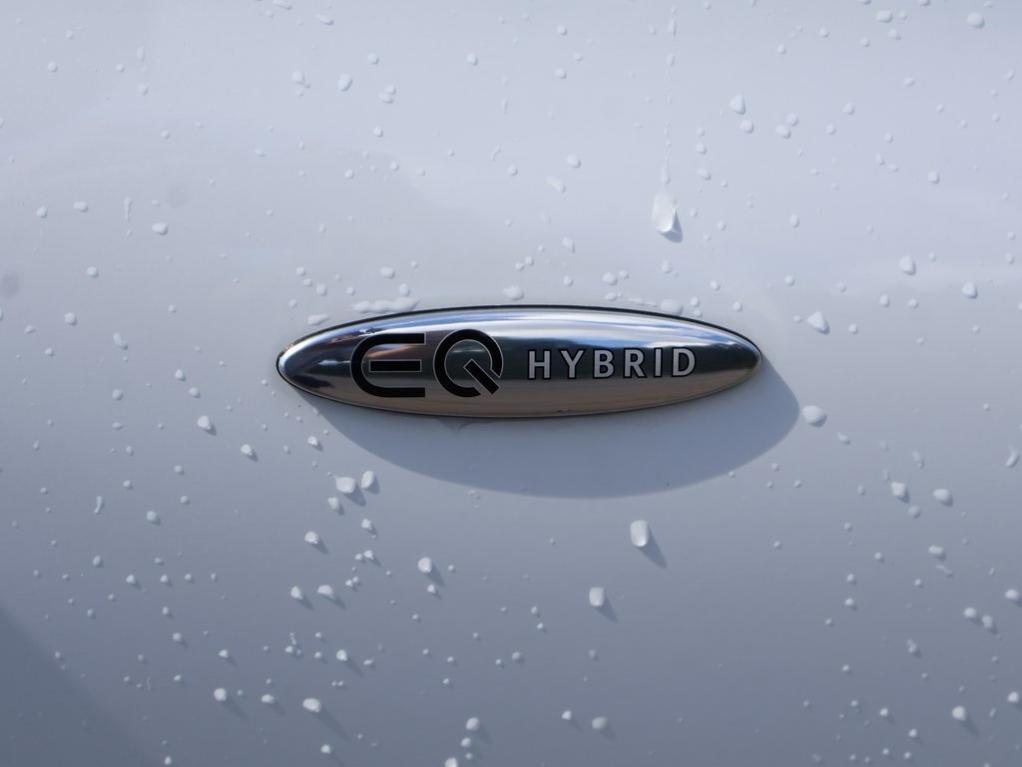 new 2025 Mercedes-Benz GLC 350e car, priced at $75,350