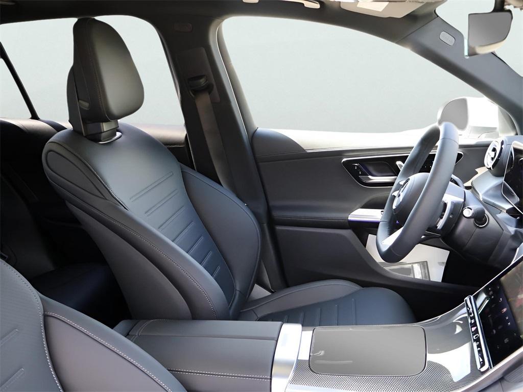 new 2025 Mercedes-Benz GLC 350e car, priced at $75,350